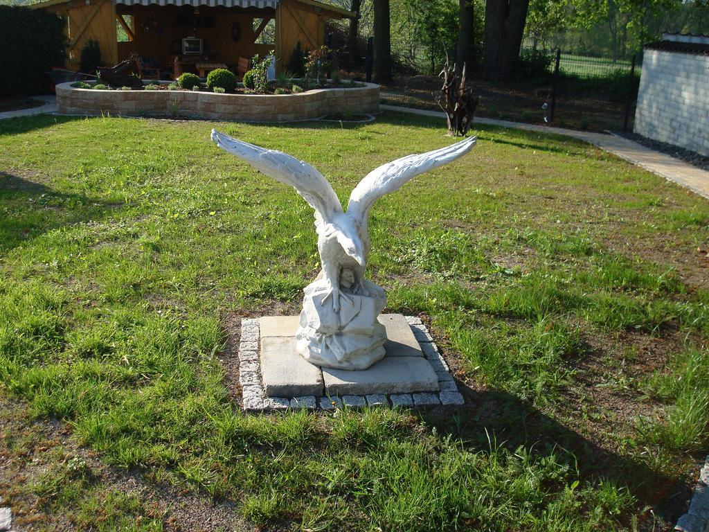 Guest house Pension-eula *