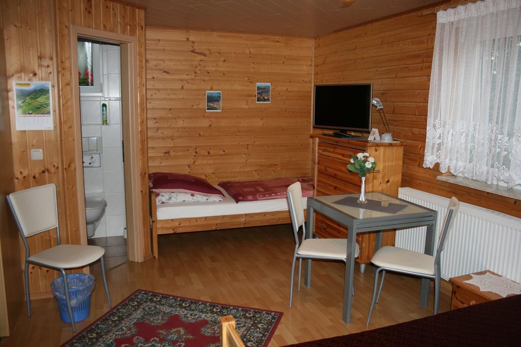 Pension-eula Guest house *